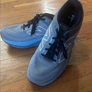 Men's Gray and Blue Athletic Shoes